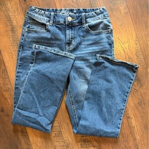 Maurice’s m-jeans 8 short medium wash
